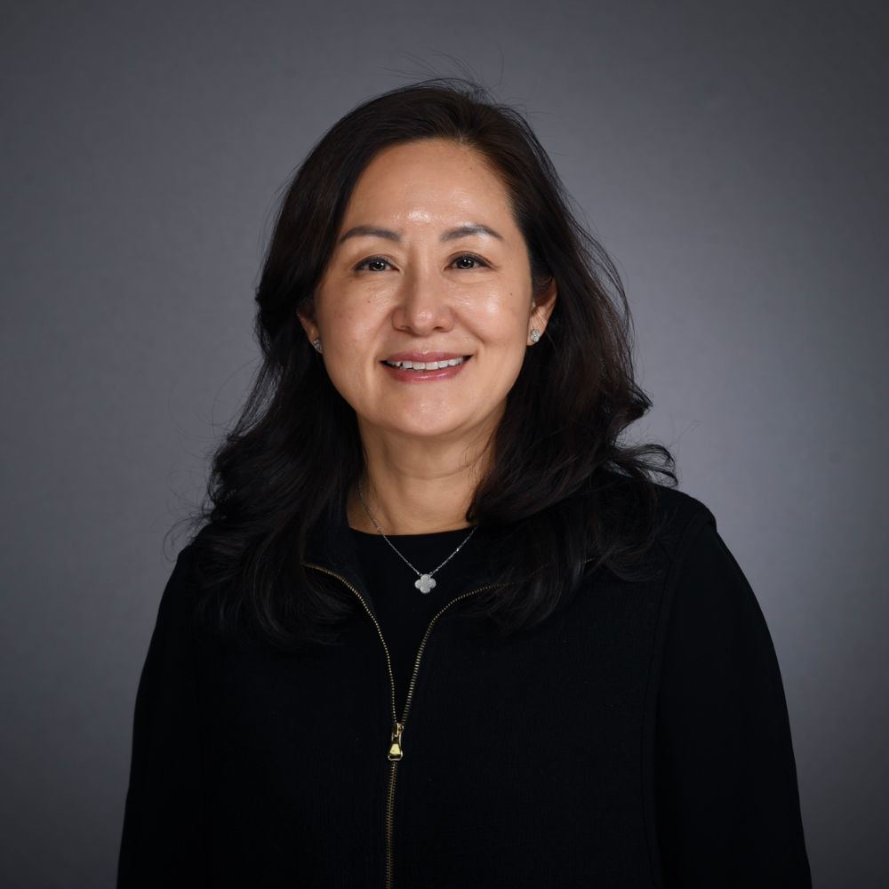 Headshot of Lisa K. Lee smiling.